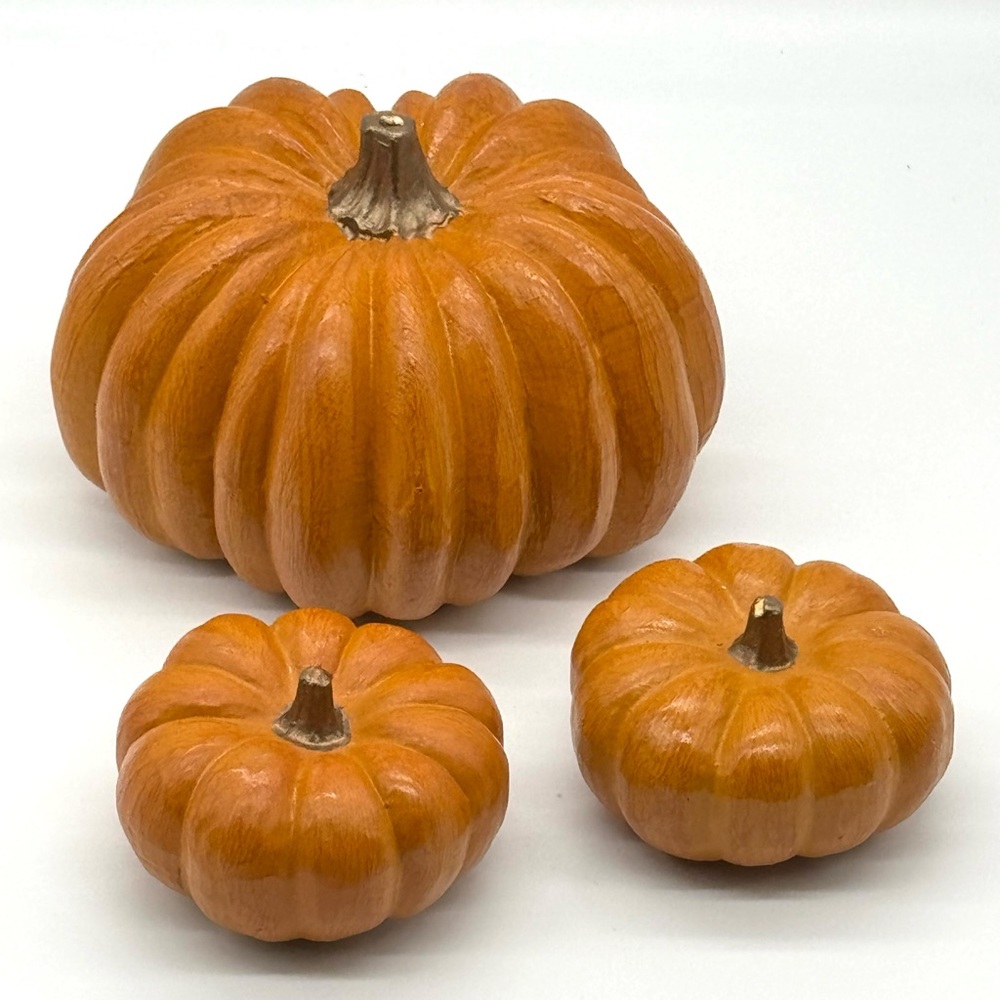 POTTERY BARN PUMPKIN CANDLE SET